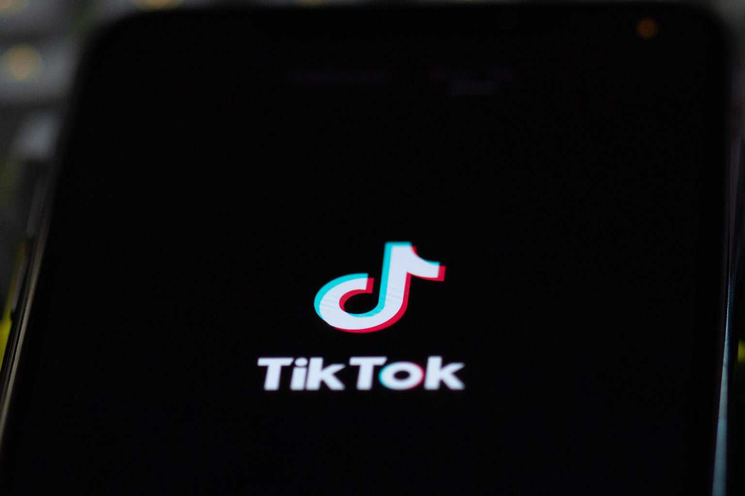 The US TikTok Ban: Potential Fallout for Affiliates and Affiliate Managers